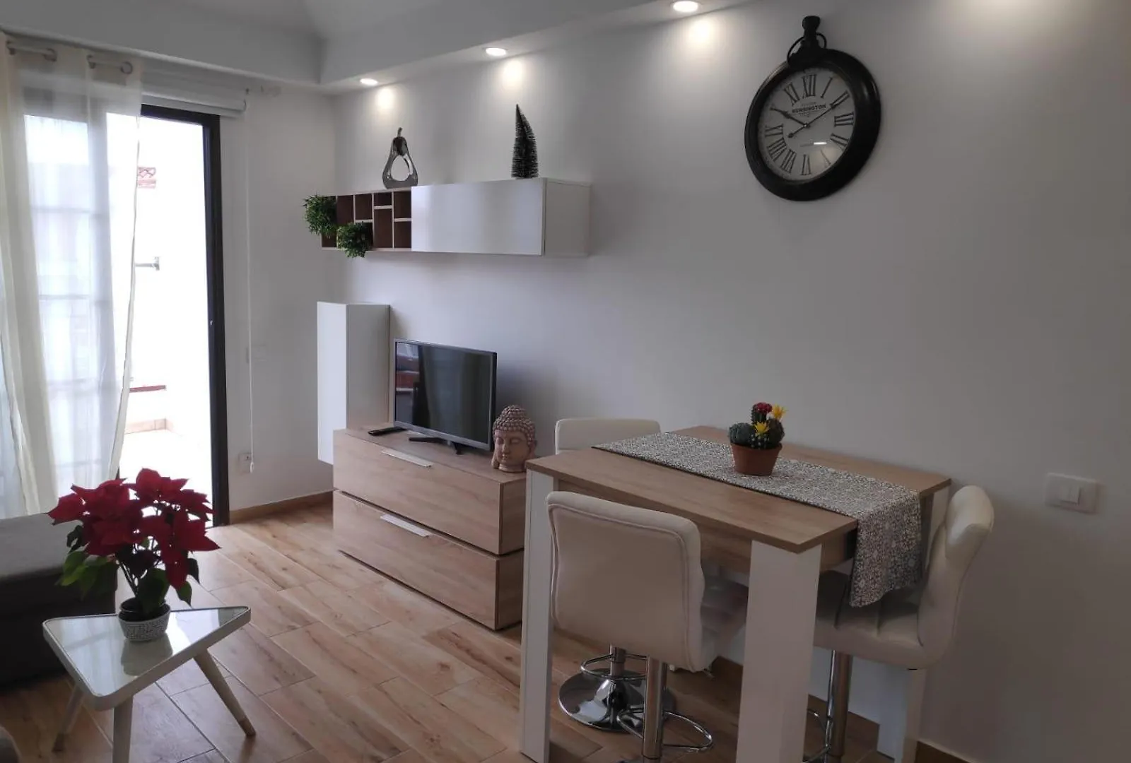 Daire Cozy And Confortable Flat Into Quit Area Los Cristianos
